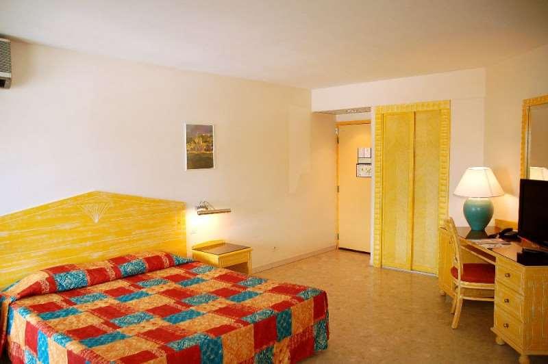 Hotel La Galleria Le Lamentin Phòng bức ảnh